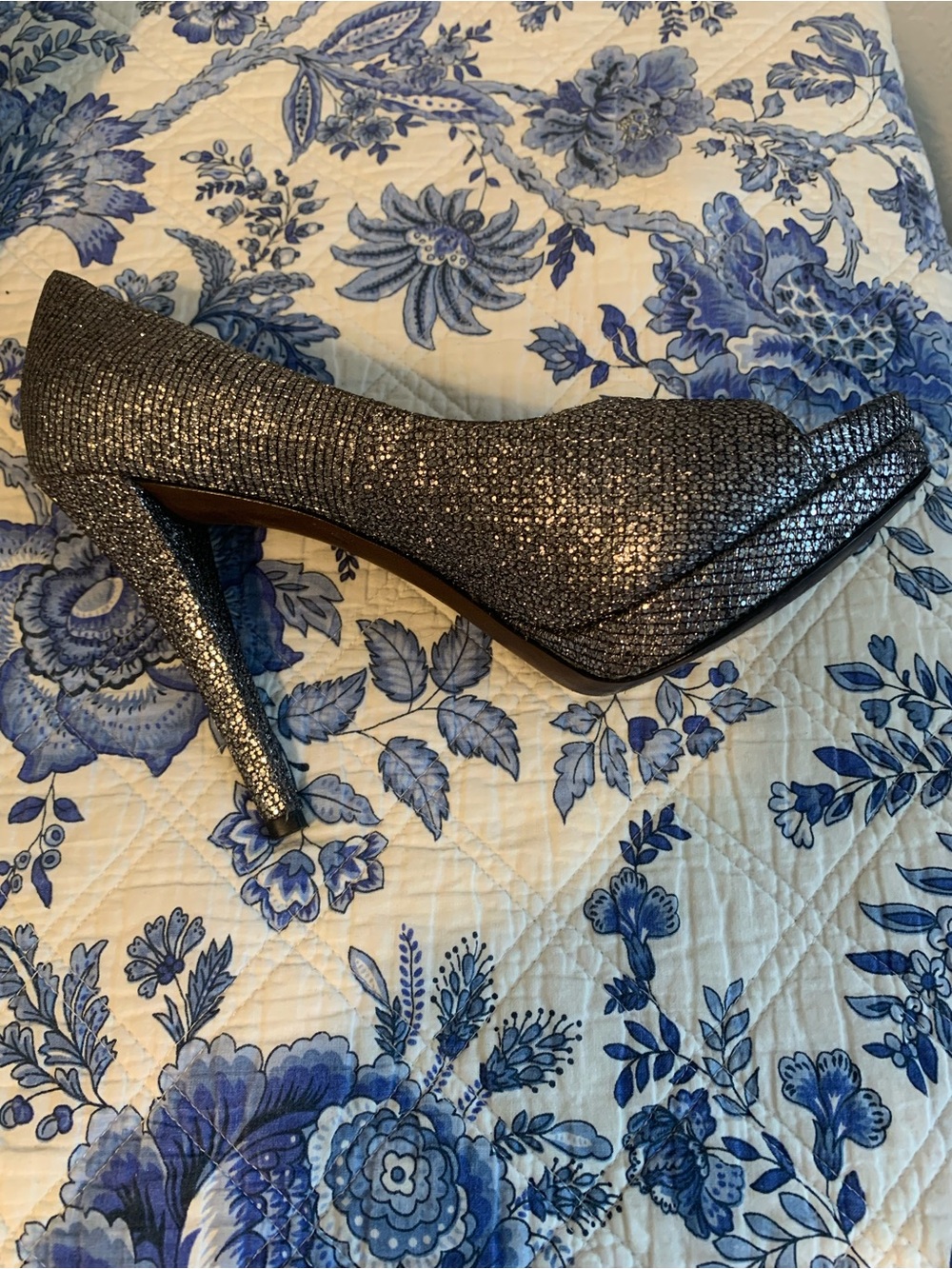 Vera Wang Metallic Pewter Glitter Peep-Toe Heels - Picture 7 of 9